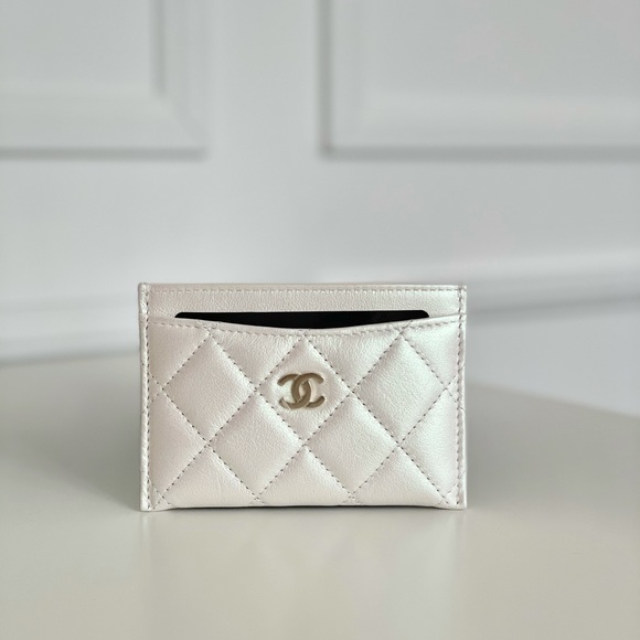 Chanel Card Holder - Picture 1 of 4